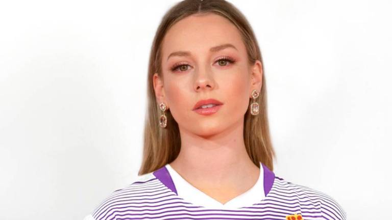 Ester Expósito se vestirá del Real Jaén en su próximo estreno Ester Expósito se vestirá del Real Jaén en su próximo estreno