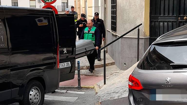 Detenida la madre del niño de seis años hallado muerto en Jaén Detenida la madre del niño de seis años hallado muerto en Jaén
