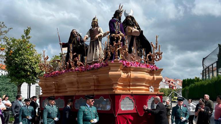 Caridad y Salud sale en procesión en un itinerario de gran recorrido Caridad y Salud sale en procesión en un itinerario de gran recorrido