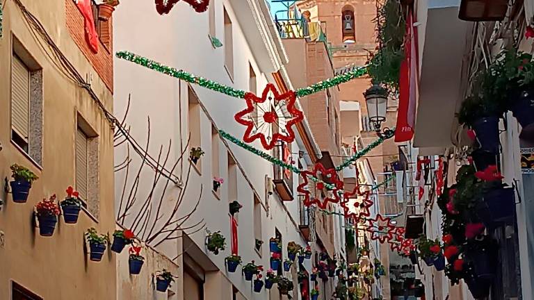 Los vecinos dejan Huelma de dulce para Navidad Los vecinos dejan Huelma de dulce para Navidad