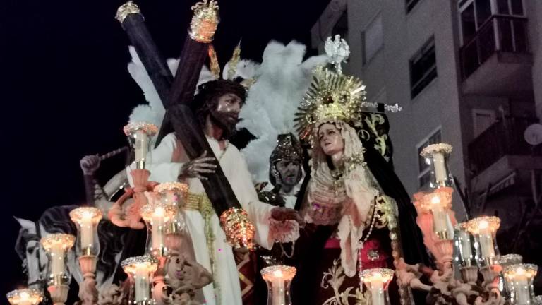 El Gran Poder saluda a su barrio El Gran Poder saluda a su barrio
