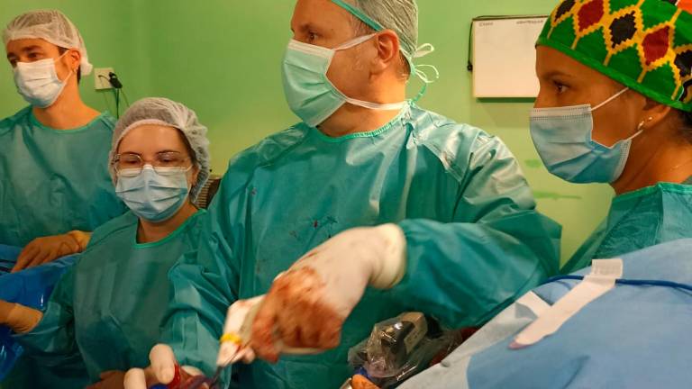 Nueva cirugía en el Hospital de Jaén para evitar incisiones en ginecología Nueva cirugía en el Hospital de Jaén para evitar incisiones en ginecología