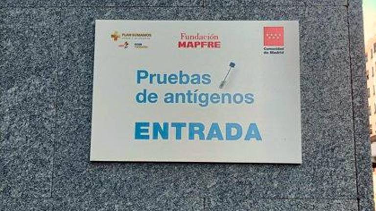 Madrid, la única comunidad, junto con las ciudades de Ceuta y Melilla, que realiza más test de antígenos que PCR Madrid, la única comunidad, junto con las ciudades de Ceuta y Melilla, que realiza más test de antígenos que PCR