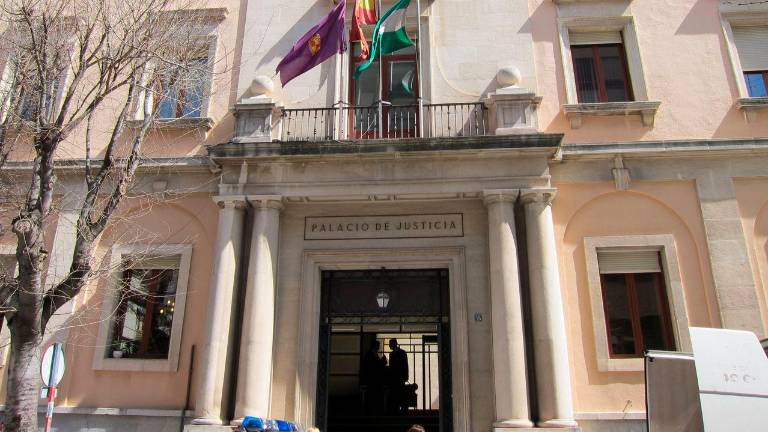 Tercer intento para juzgar la apropiación de 2,6 millones de la cooperativa La Unión de Úbeda Tercer intento para juzgar la apropiación de 2,6 millones de la cooperativa La Unión de Úbeda