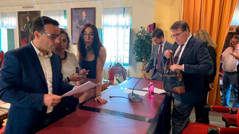 El mismo juez que levantó la suspensión de la moción de censura vuelve a restablecerla El mismo juez que levantó la suspensión de la moción de censura vuelve a restablecerla