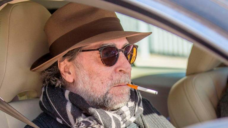 Joaquín Sabina recibe el alta hospitalaria Joaquín Sabina recibe el alta hospitalaria