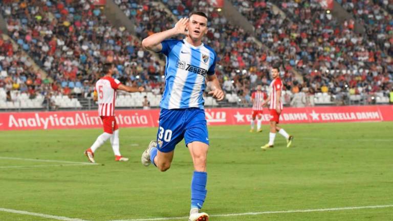 Jack Harper: sello de gol hispanoescocés para el Linares Jack Harper: sello de gol hispanoescocés para el Linares