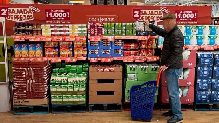 Carrefour alcanza 1.000 productos con bajada de precio permanente en Jaén Carrefour alcanza 1.000 productos con bajada de precio permanente en Jaén