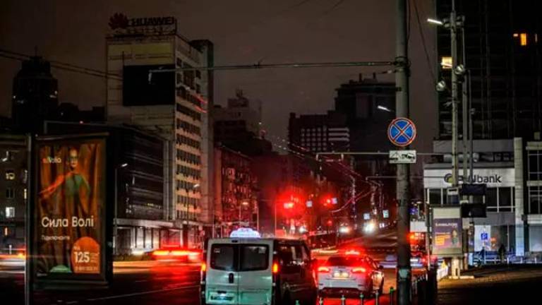 La región de Donetsk restablece parcialmente el suministro energético tras los ataques rusos La región de Donetsk restablece parcialmente el suministro energético tras los ataques rusos