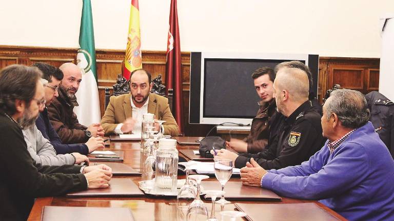 Reunión de cara a la campaña aceitunera Reunión de cara a la campaña aceitunera