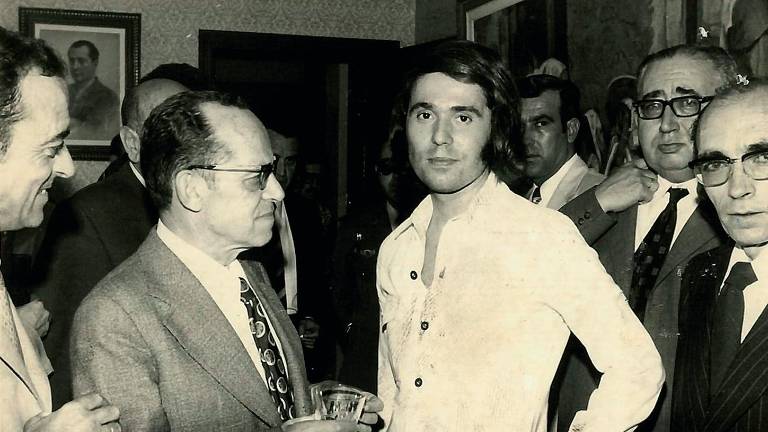 “Siempre que regreso a mi tierra vivo una gran noche”, Raphael “Siempre que regreso a mi tierra vivo una gran noche”, Raphael