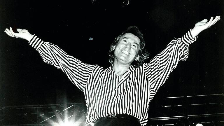 “Siempre que regreso a mi tierra vivo una gran noche”, Raphael “Siempre que regreso a mi tierra vivo una gran noche”, Raphael