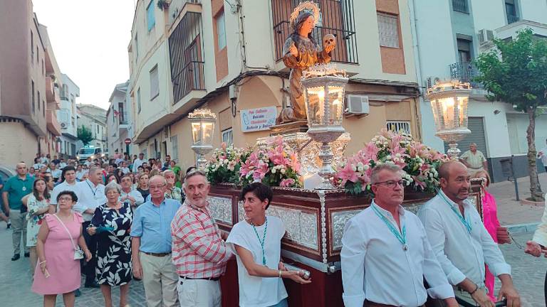 Fervor por la Alcaldesa Perpetua en Mengíbar Fervor por la Alcaldesa Perpetua en Mengíbar