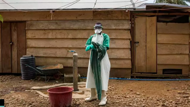 Guinea confirma una nueva epidemia de ébola tras la muerte de tres personas y otros cuatro contagios del virus Guinea confirma una nueva epidemia de ébola tras la muerte de tres personas y otros cuatro contagios del virus