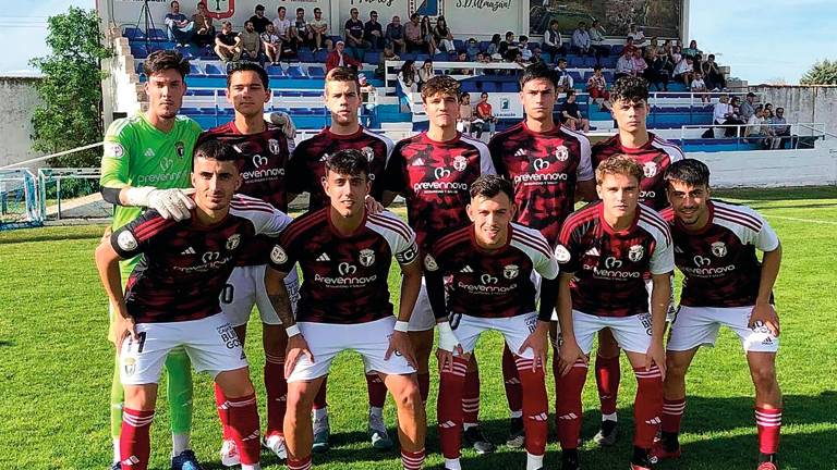 El Real Jaén anuncia el fichaje del meta Álex Palop y cierra el del defensa Sergio Fernández El Real Jaén anuncia el fichaje del meta Álex Palop y cierra el del defensa Sergio Fernández