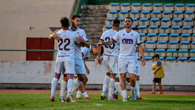 Un triunfo con matices para el Real Jaén Un triunfo con matices para el Real Jaén