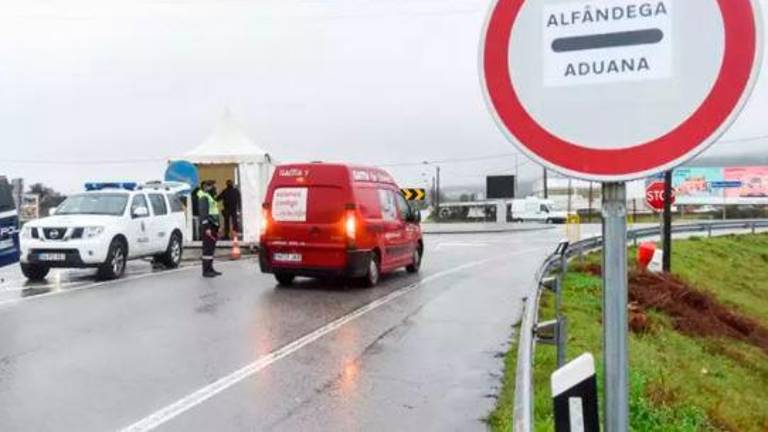 España prorroga los controles en la frontera interior terrestre con Portugal hasta el 17 de abril España prorroga los controles en la frontera interior terrestre con Portugal hasta el 17 de abril