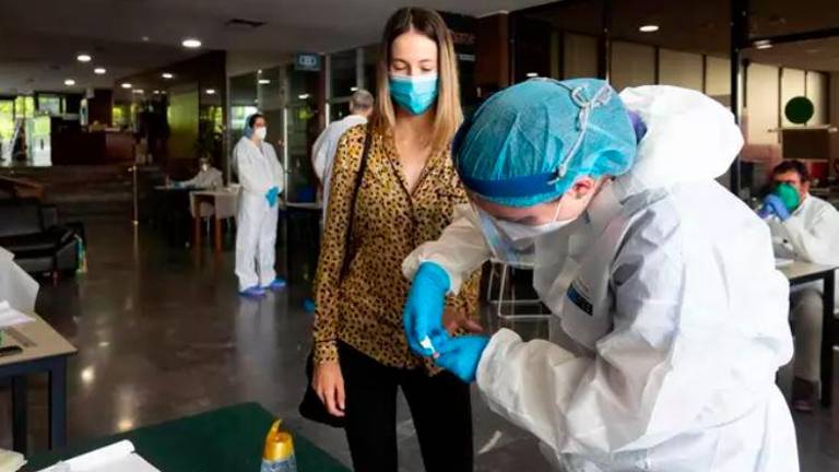 Jaén se aproxima al centenar de contagios y suma un nuevo fallecido por la covid-19 Jaén se aproxima al centenar de contagios y suma un nuevo fallecido por la covid-19
