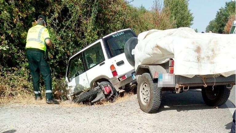 Un herido al chocar una moto y un todoterreno en Las Caserías Un herido al chocar una moto y un todoterreno en Las Caserías