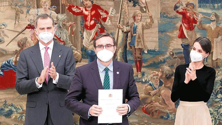 Un reconocimiento de alto nivel Un reconocimiento de alto nivel
