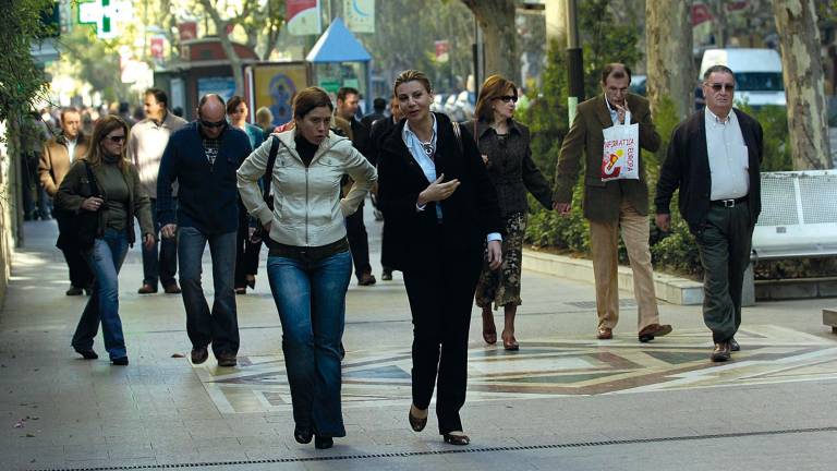El sueldo crece un 5,25% y en la capital se cobra casi un 35% más El sueldo crece un 5,25% y en la capital se cobra casi un 35% más
