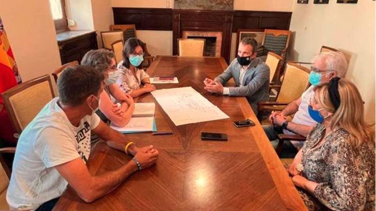 El Ayuntamiento cederá a la Asociación Provincial de Autismo un edificio en Santa Isabel El Ayuntamiento cederá a la Asociación Provincial de Autismo un edificio en Santa Isabel