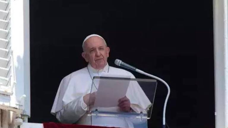 El Papa continua con la evolución clínica esperada y con análisis de sangre satisfactorios