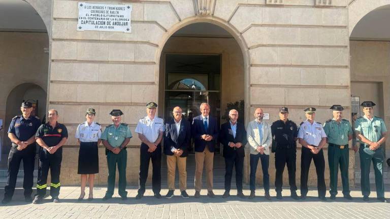 Suma de esfuerzos para garantizar la seguridad en la feria de Andújar Suma de esfuerzos para garantizar la seguridad en la feria de Andújar