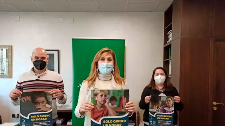 Igualdad anima a las familias de la provincia a sumarse al programa de acogimiento de menores Igualdad anima a las familias de la provincia a sumarse al programa de acogimiento de menores