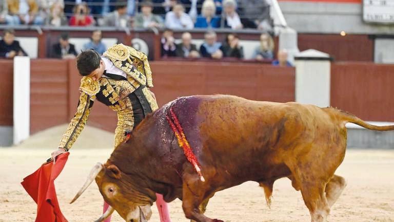 Nek Romero muestra su talento y arte en Las Ventas Nek Romero muestra su talento y arte en Las Ventas