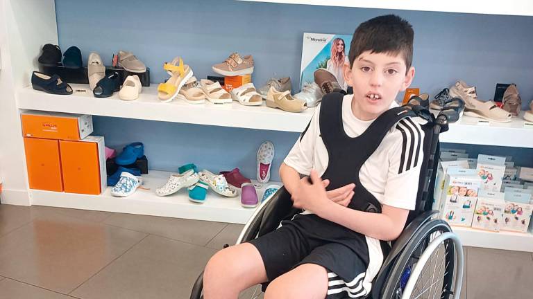 La familia de Andrés Juárez pide más ayudas para el pequeño La familia de Andrés Juárez pide más ayudas para el pequeño