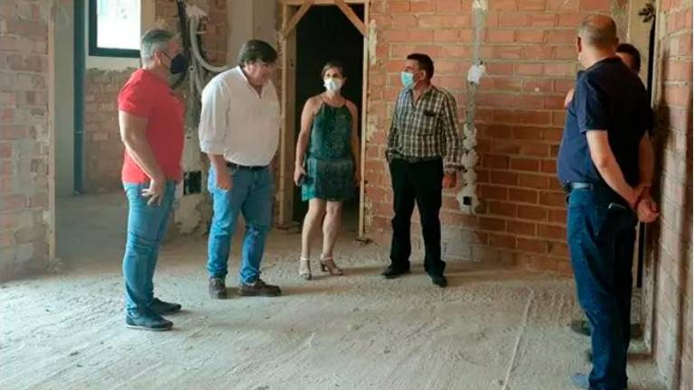Cárcheles contará con un gimnasio y Campillo de Arenas reformará su pista deportiva Cárcheles contará con un gimnasio y Campillo de Arenas reformará su pista deportiva
