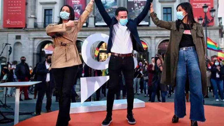 Ciudadanos lucha contra las encuestas para entrar en Madrid y evitar que el partido estalle con una derrota Ciudadanos lucha contra las encuestas para entrar en Madrid y evitar que el partido estalle con una derrota
