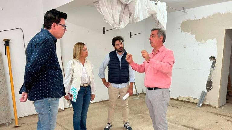 El Ayuntamiento adecúa un espacio municipal en San Ildefonso para albergar actividades El Ayuntamiento adecúa un espacio municipal en San Ildefonso para albergar actividades