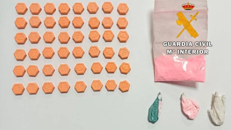 La Guardia Civil incauta un alijo de éxtasis en la A-4 a su paso por Andújar La Guardia Civil incauta un alijo de éxtasis en la A-4 a su paso por Andújar