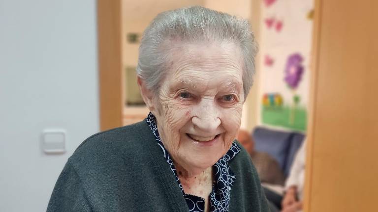 Felicidades por tus 105 años, Magdalena ¡Qué grande eres! Felicidades por tus 105 años, Magdalena ¡Qué grande eres!