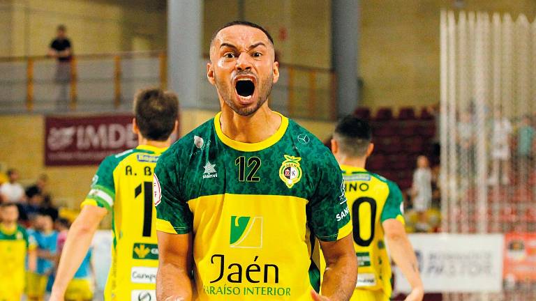 Attos cierra su regreso al Jaén FS año y medio después Attos cierra su regreso al Jaén FS año y medio después