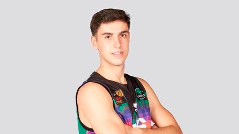 El linarense Pablo Sánchez, con España sub 23 de 3 por 3 de Básket El linarense Pablo Sánchez, con España sub 23 de 3 por 3 de Básket
