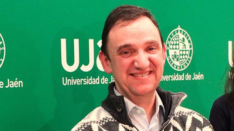 Un catedrático de la UJA recibe un galardón internacional en Bratislava Un catedrático de la UJA recibe un galardón internacional en Bratislava