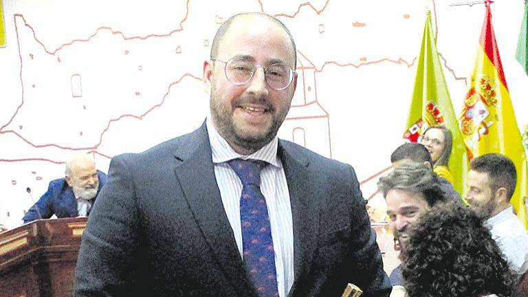 Pablo Ruiz llega a la Alcaldía para seguir “la hoja de ruta” Pablo Ruiz llega a la Alcaldía para seguir “la hoja de ruta”