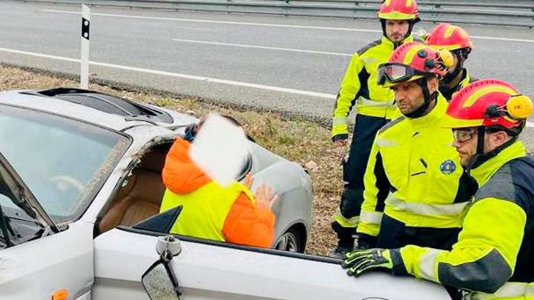 Ilesos él y su dueña de un accidente en Pegalajar Ilesos él y su dueña de un accidente en Pegalajar