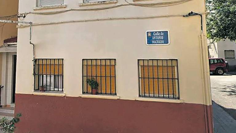 Recuperan su vivienda tras más de dos años con inquilinos okupas Recuperan su vivienda tras más de dos años con inquilinos okupas