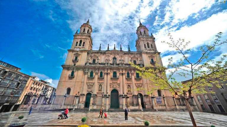 La Junta destina más de 320.000 euros para potenciar el sector turístico en Jaén La Junta destina más de 320.000 euros para potenciar el sector turístico en Jaén