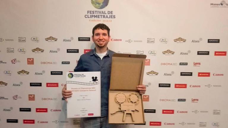 El realizador Mario García Prados, premio del público del Festival de Manos Unidas