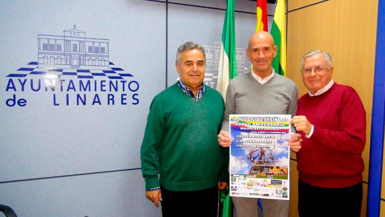 El Unicaja, el Betis y el Fuenlabrada, en Linares El Unicaja, el Betis y el Fuenlabrada, en Linares