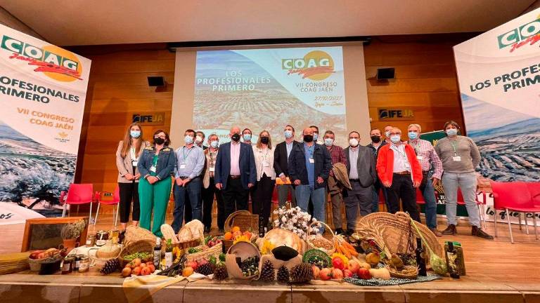 Reyes destaca en el congreso de COAG la necesidad de “escuchar la voz de agricultores y ganaderos” Reyes destaca en el congreso de COAG la necesidad de “escuchar la voz de agricultores y ganaderos”
