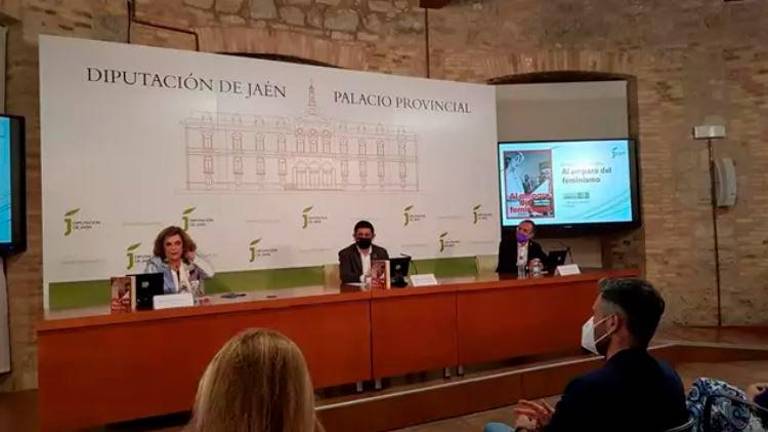 Presentado el libro “Al amparo del feminismo”, de Amparo Rubiales y Octavio Salazar Presentado el libro “Al amparo del feminismo”, de Amparo Rubiales y Octavio Salazar