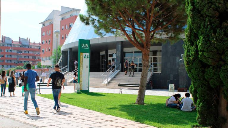 En busca de soluciones para la financiación de la UJA En busca de soluciones para la financiación de la UJA