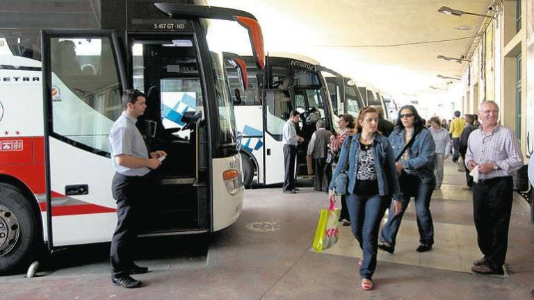 La línea Jaén-Madrid de autobús será gratuita en 2023 La línea Jaén-Madrid de autobús será gratuita en 2023