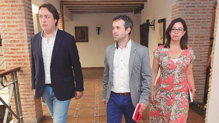 PSOE y Cs concretan su alianza PSOE y Cs concretan su alianza